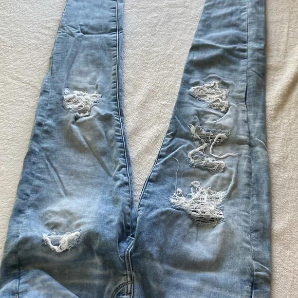 American Eagle Jeans - Picture 5 of 6
